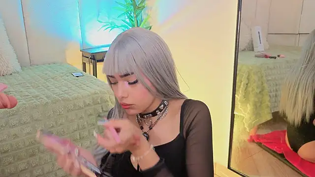  ViolletteNoir  online show from March 2026 08:47:01 PM