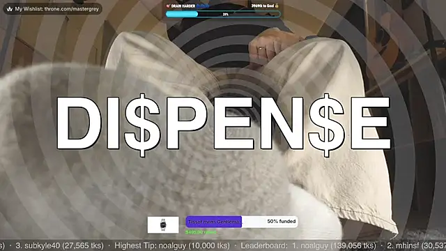 Snapshot of cashmastergrey chatting on December 2025 02:40:02 AM cashmastergrey online show from December 2025 02:40:02 AM