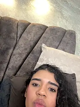 Miagomezymax online show from November 2025 09:48:02 PM