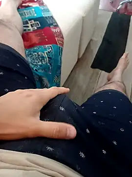 Snapshot of Emanuel00_- chatting on November 2025 03:00:02 PM Emanuel00 - online show from November 2025 03:00:02 PM