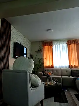 Snapshot of Emanuel00_- chatting on November 2025 02:39:02 PM Emanuel00 - online show from November 2025 02:39:02 PM