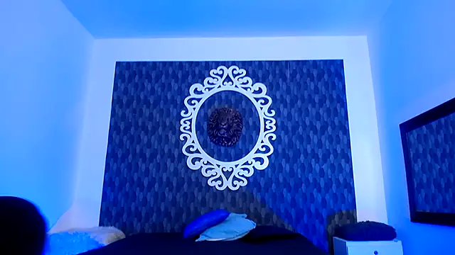 Dereck Jhonsonn online show from November 2025 08:41:02 PM