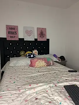 LoliitaBennett online show from March 2026 03:44:01 AM