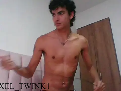 Snapshot of axel_love13 chatting on November 2025 09:14:01 PM axel love13 online show from November 2025 09:14:01 PM