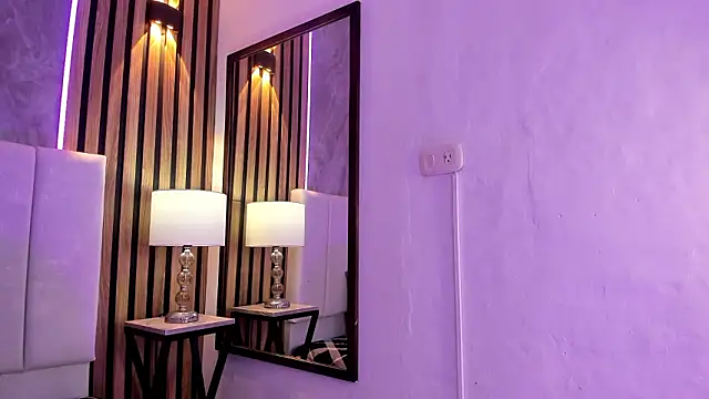 Carlotta de velour online show from February 2026 03:04:01 AM