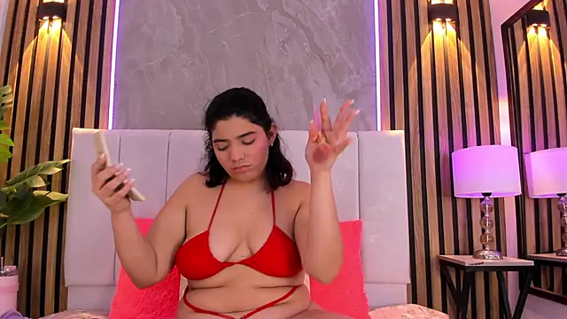 Carlotta de velour online show from April 2026 03:07:01 AM