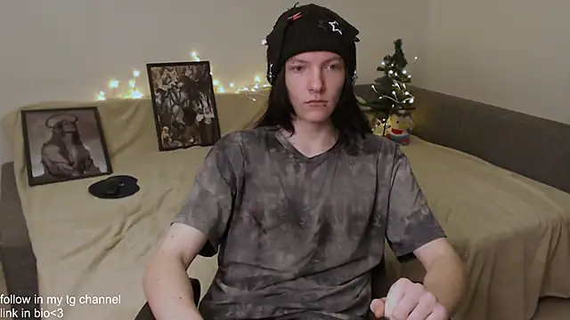 Snapshot of RaidenXL chatting on January 2026 06:00:01 PM RaidenXL online show from January 2026 06:00:01 PM