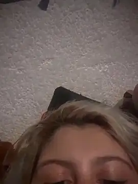 Hollywouldd online show from November 2025 03:39:02 AM