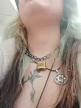 Hollywouldd online show from November 2025 02:28:02 PM