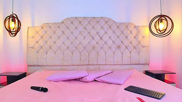 Chloejonson online show from November 2025 03:28:01 AM