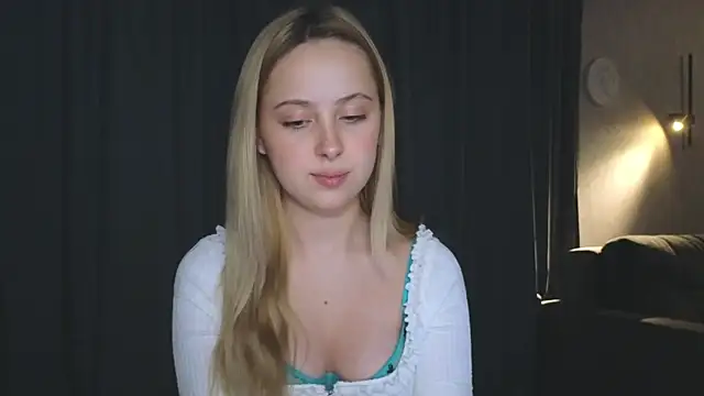 novel  chloe online show from November 2025 02:04:02 AM