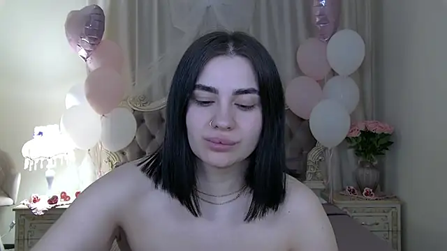 AdrianaTorres online show from February 2026 07:20:02 PM