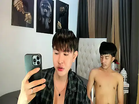 Urloverhardcock online show from November 2025 05:56:01 PM