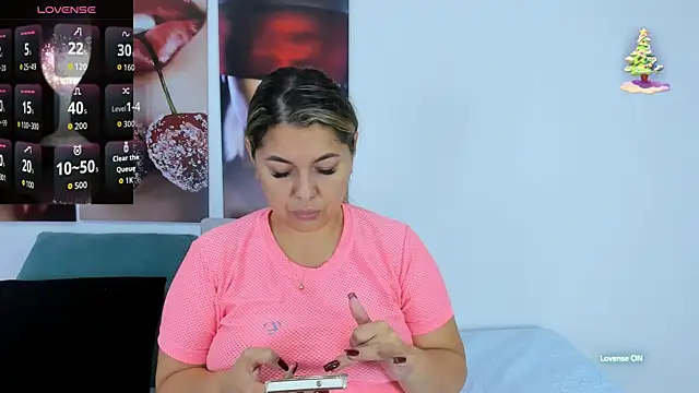 Andhrea Vale online show from November 2025 11:32:01 AM