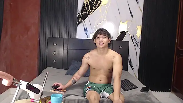 Larandmarkoss online show from November 2025 01:37:02 PM