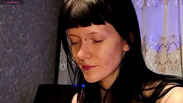 RoxyMetall online show from November 2025 06:07:01 PM