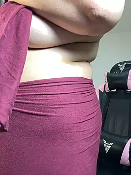 sweetmuslim01 online show from February 2025 12:17:01 AM