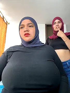 sweetmuslim01 online show from September 2025 04:11:01 PM