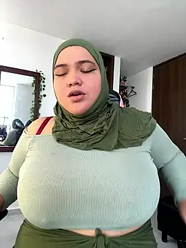 Snapshot of sweetmuslim01 chatting on January 2026 04:55:01 PM sweetmuslim01 online show from January 2026 04:55:01 PM