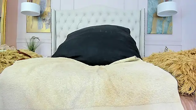 Snapshot of RosaliaMontero chatting on February 2026 08:37:02 PM RosaliaMontero online show from February 2026 08:37:02 PM