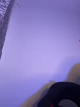 VIOLET EF online show from November 2025 08:07:01 PM