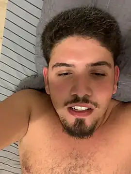 Bbbtro online show from March 2026 12:14:02 AM