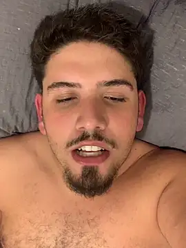 Bbbtro online show from March 2026 10:25:01 PM