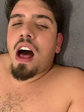 Bbbtro online show from March 2026 10:04:02 PM