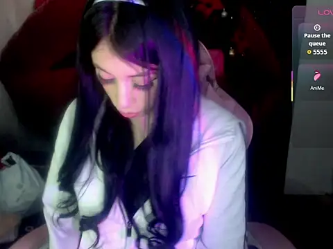 Snapshot of venus-foxy chatting on December 2025 03:18:02 PM venus-foxy online show from December 2025 03:18:02 PM