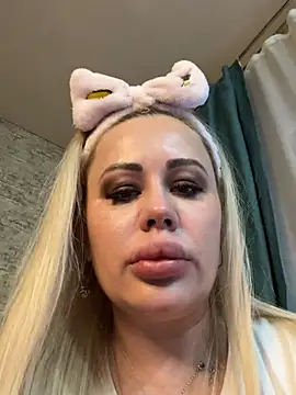 MonnyStef online show from February 2026 12:51:02 AM