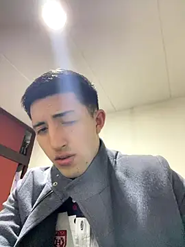 Un Sluttyy online show from January 2026 10:17:02 AM