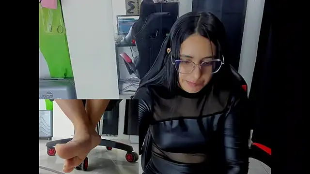 queen findom1 online show from December 2025 02:50:01 AM