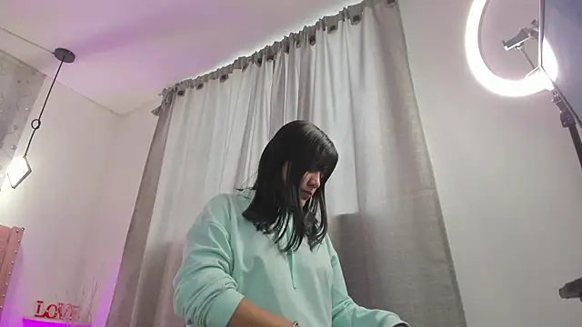 twerkgirl-coral online show from December 2025 10:04:02 PM