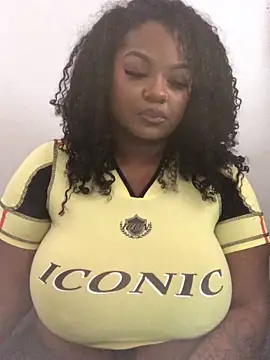 Fxncymuse online show from February 2026 04:12:02 PM