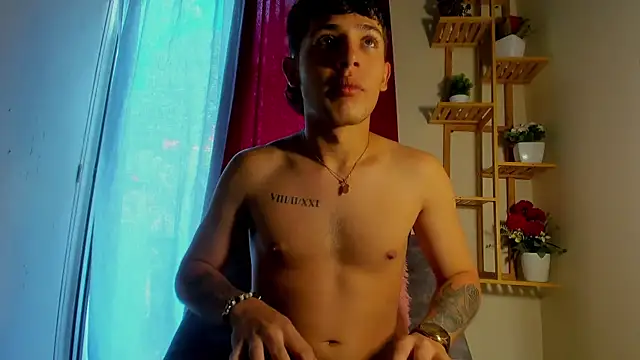 latiin boy21 online show from November 2025 05:24:01 PM