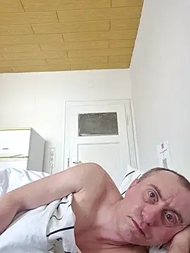 TirelessLot3 online show from April 2026 11:51:02 AM