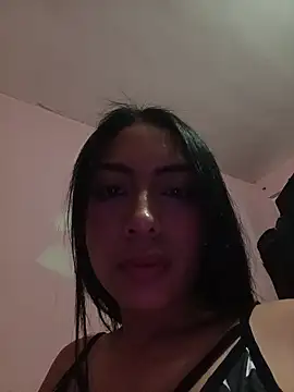 Snapshot of Scarlett_Greys chatting on November 2025 12:14:02 AM Scarlett Greys online show from November 2025 12:14:02 AM