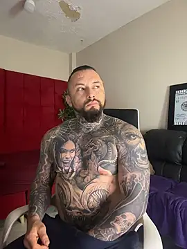 VenomHeat online show from November 2025 06:12:01 PM