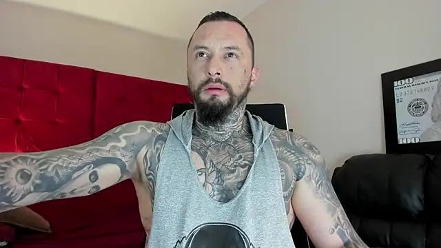 VenomHeat online show from November 2025 09:28:01 PM