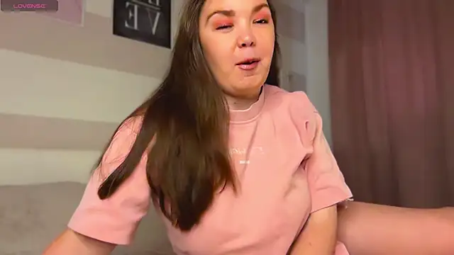 liliaMaivis online show from November 2025 12:49:02 PM