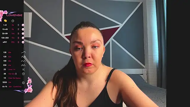 liliaMaivis online show from November 2025 12:06:01 PM