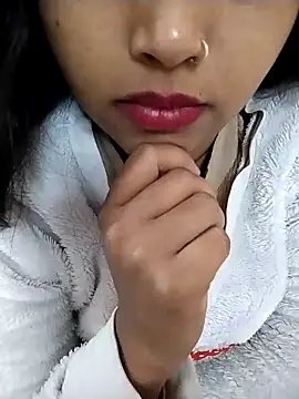 Sexy Divya   online show from December 2025 05:24:01 AM