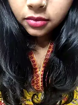 Sexy Divya   online show from February 2026 01:36:02 PM