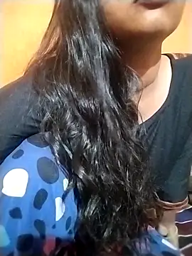 Sexy Divya   online show from April 2026 12:03:02 AM