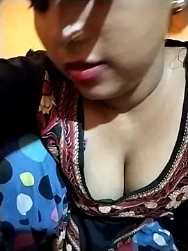Snapshot of Sexy_Divya__ chatting on June 2026 05:46:01 PM Sexy Divya online show from June 2026 05:46:01 PM
