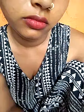 Snapshot of Sexy_Divya__ chatting on June 2026 01:49:01 AM Sexy Divya online show from June 2026 01:49:01 AM