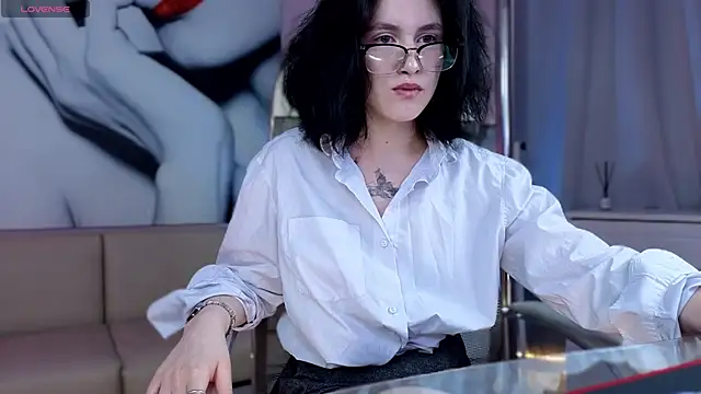 LANICROSS online show from November 2025 04:17:02 PM