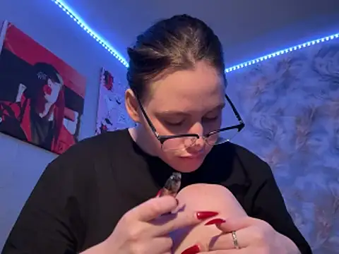 LANICROSS online show from November 2025 12:38:01 PM