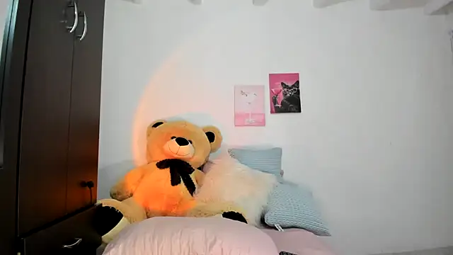 caro gemm online show from March 2026 04:18:01 AM