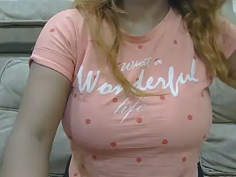 Miss Eira online show from August 2026 07:34:02 PM